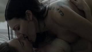 Robin Weigert in lesbian sex scene from tv movie Concussio (2014)