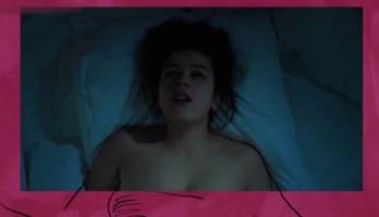 Hot teen Souad Arsane in A genoux les gars (2018)