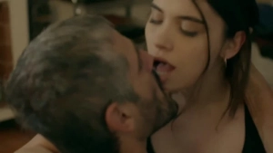 Eva de Dominici - Sex scene in La fragilidad de los cuerpos s01 (2017) - img #5