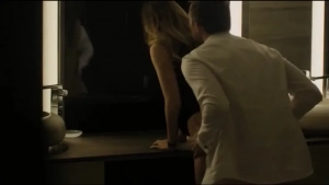 Riley Keough - The Girlfriend Experience (2016) - img #3