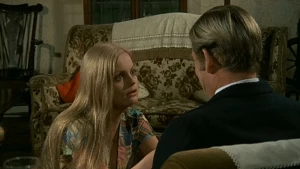 Fun and Games (1971)  / 1000 Convicts and a Woman - img #3