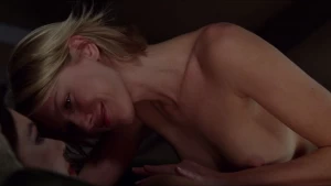 Naomi Watts,lesbians sex,Mulholland,busty Laura Harring - img #6