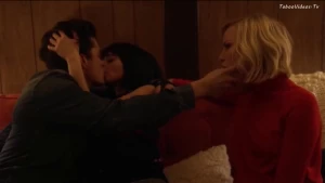 Malin Akerman, Kate Micucci - explicit threesome scene in Easy, season 1 - img #2