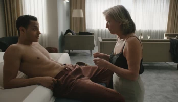Older mom gives blowjob and has sex with swarthy boy (NEW 2022)