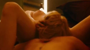Emma Moortgat - Dealer (2021) / Threesome drugged sex scene - img #4