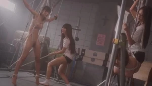 BDSM scenes and seduction between schoolgirls in Asian film - img #5