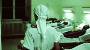 Nurse has sex with an old patient (2005) - img #2