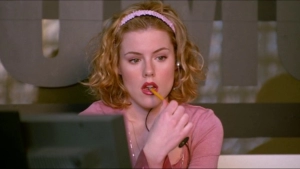 Kathleen Robertson - img #3