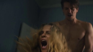Teresa Palmer - The Last Anniversary s01e04 (2025) - img #2