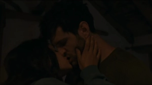 Laetitia Casta, Noee Abita - Une ile s01e01-06 (2019) - img #2