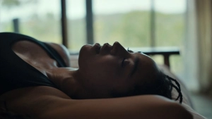 Aisha Dee - Watching You (2025) - img #2