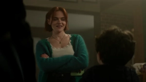 Madeline Brewer - You s05e02-10 (2025) - img #1