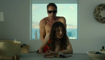 Carise van Houten, online