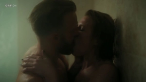 Franziska Weisz, Franziska Hackl - Tage, die es nicht gab  (2025) - img #2