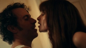 Lola Petticrew, Gillian Anderson - Trespasses (2025) - img #6