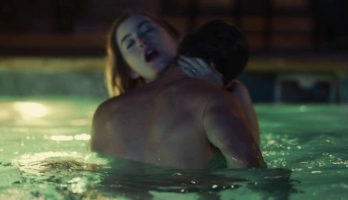 Olivia Macklin - The online