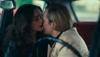 Emilia Clarke, online