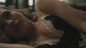 Grace Van Patten, Sonia Mena, Gabriella Pession - Tell Me Lies (2026) - img #5