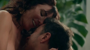 Just Alice (Simplemente Alicia) s01e01-19 (2025) - sex scenes - img #6
