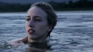 Juliane Elting, Morena Nascimento - Ventura (2012) - img #1