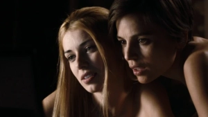 Room in Rome (2010) - img #3