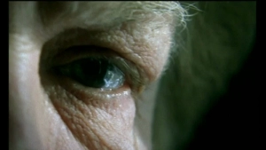 Undressing My Mother  (Short / 2004) - img #1