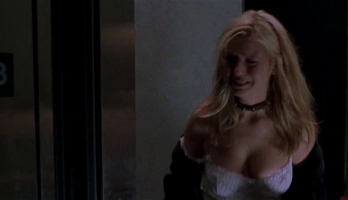 Tara Reid, Rebecca online