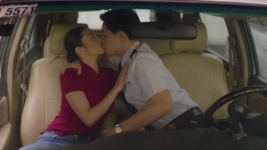 Climactic moment from Abot Langit 2026 with the lead actresses - img #4