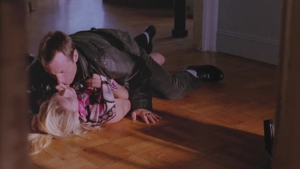 Amanda De Cadenet - Fall (1997) - img #2