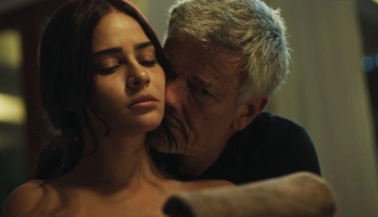 Sex with old man for expensive gifts