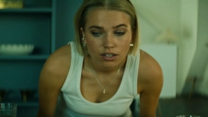 Thea Sofie Loch Næss - Docttor Glas (2026) - img #2