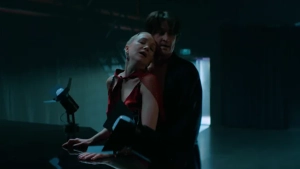 Darya Moroz in explicit sex scene from Zhit zhizn S02 (2024) - img #1