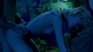 Jacqueline McKenzie in a sex scene in Romper Stomper (1992)