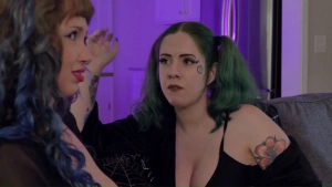 Jessa Jupiter Flux, Niv Aranea - Scream Queens Weenie Roast (2025) - img #2