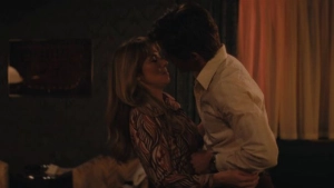 Linda Cardellini, Danielle Kotch, April Consalo - Crystal Lake s01e01-06 (2026) - img #3